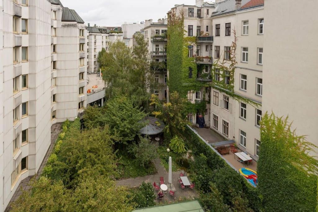 Amazing Terrace, Close To Viennas Biggest Shopping Street Exterior foto